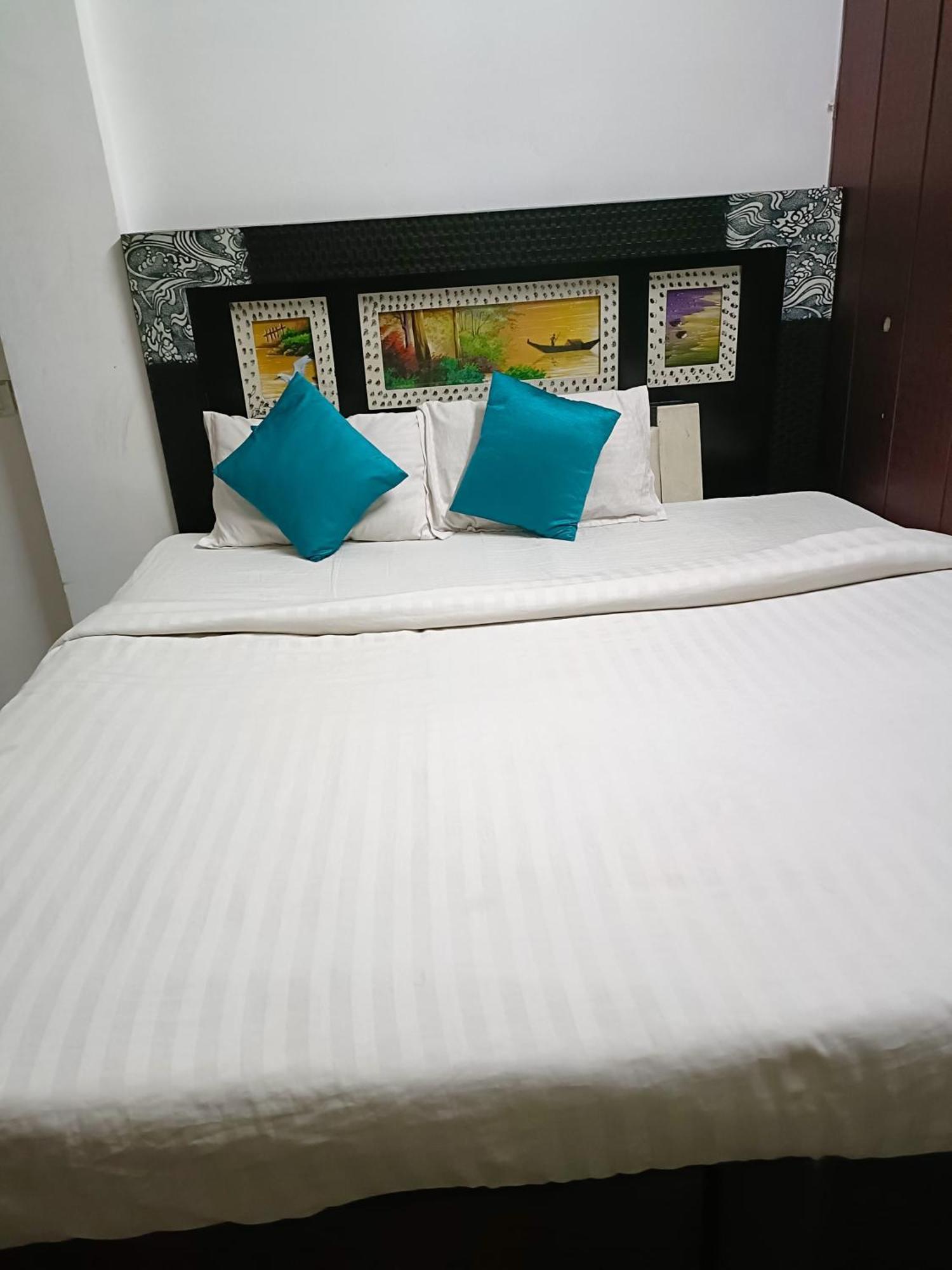 Hotel Rose Valley Indaur Kültér fotó