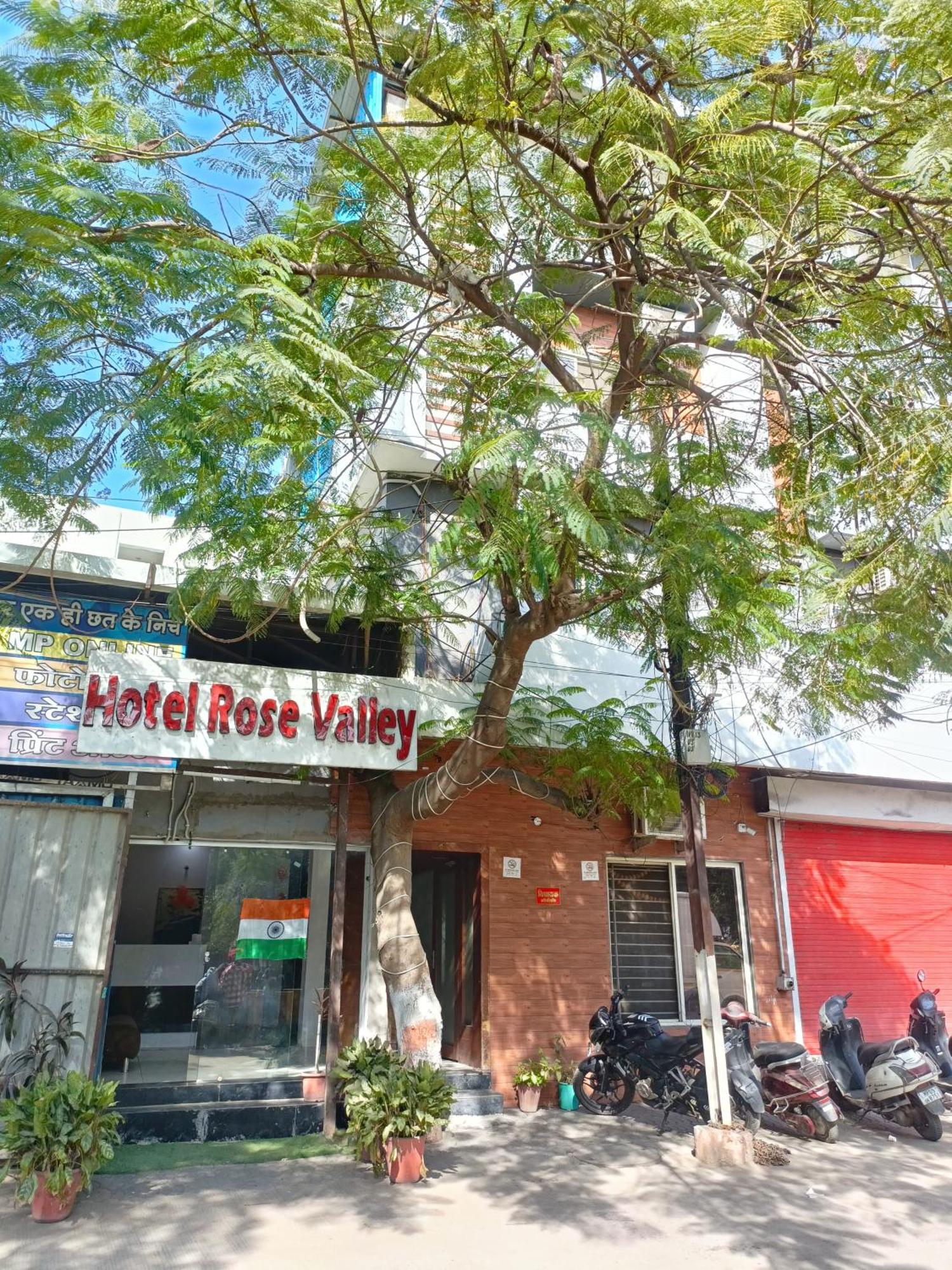 Hotel Rose Valley Indaur Kültér fotó
