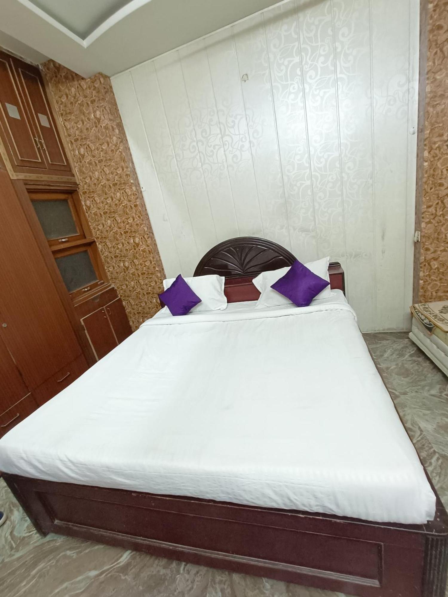 Hotel Rose Valley Indaur Kültér fotó
